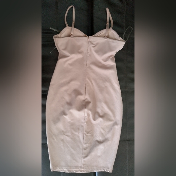 Bodycon midi dress - Picture 2 of 3